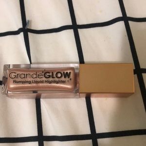 Grande Glow Plumping Liquid Highlighter